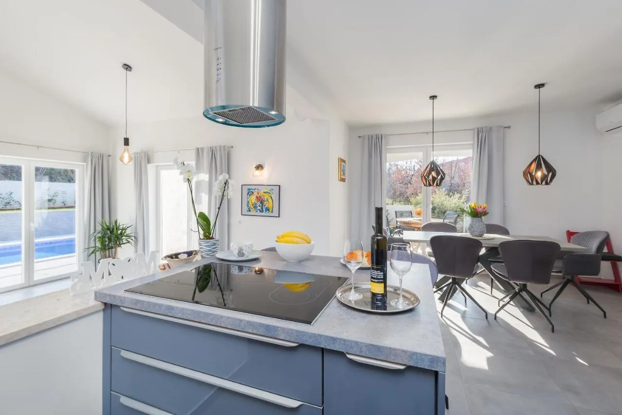 Villa Camelia Tar-Vabriga