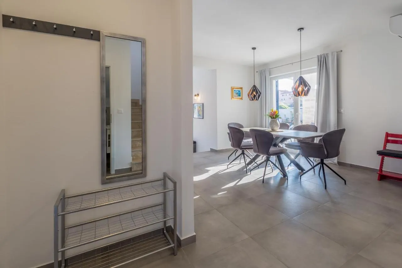 Villa Camelia  Tar-Vabriga